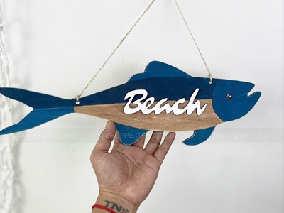 Bảng treo Cá gỗ sọc xanh Beach Retro [Nhẹ - Thủ công] 40x13cm BTC-BIEN-07